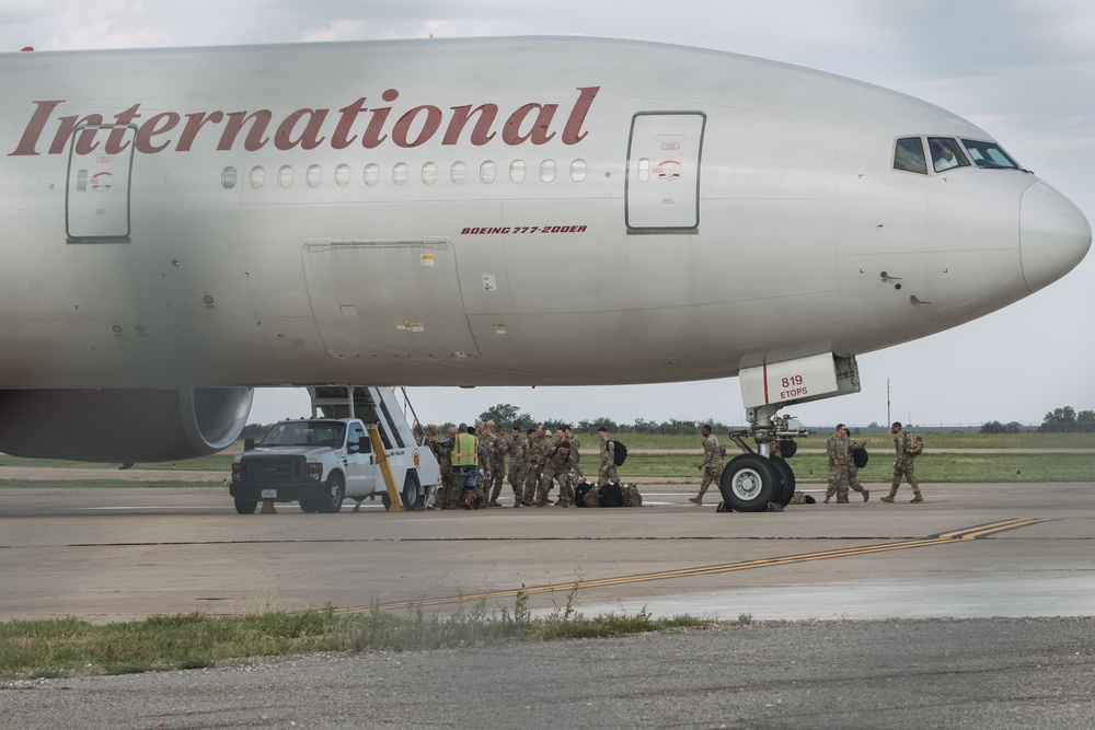 1-14th FAR Deploys to Germany