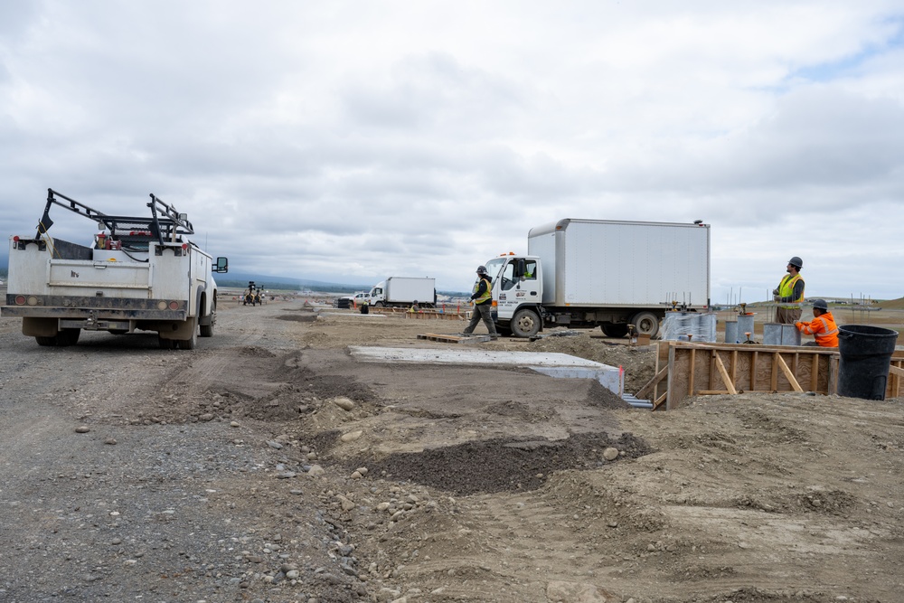 Bigger and Better: Construction continues on JBER’s flight-line extension