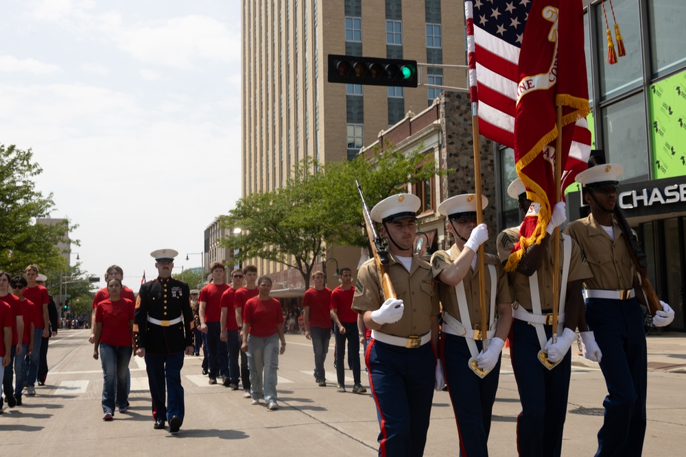 Marine Forces Reserve Band Midwest Parades and Community Relations