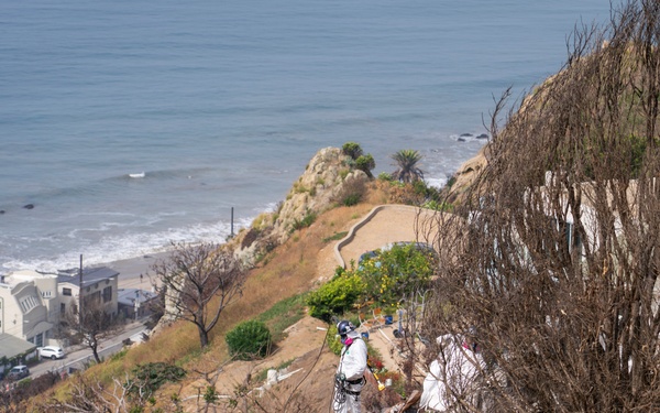 USACE supports Wildfire Debris Removal in Southern California