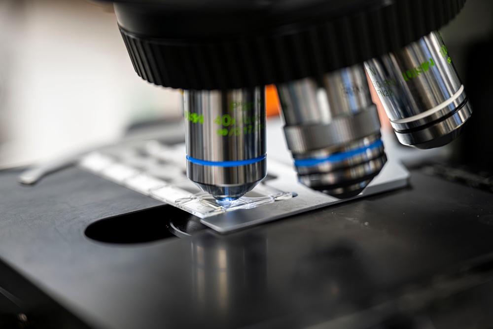 The role of laboratory medicine in military health