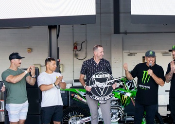 Monster Knockout!: MCAS Miramar hosts a UFC watch party at the Raiders hangar