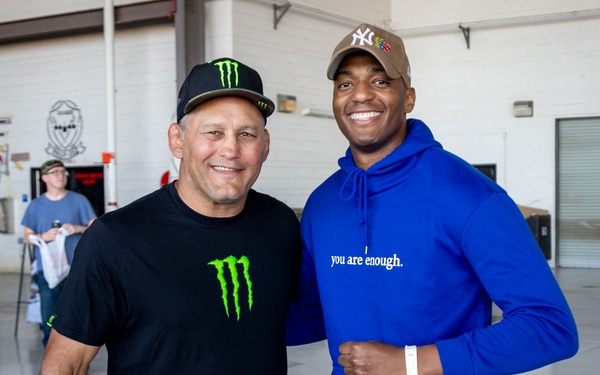 Monster Knockout!: MCAS Miramar hosts a UFC watch party at the Raiders hangar