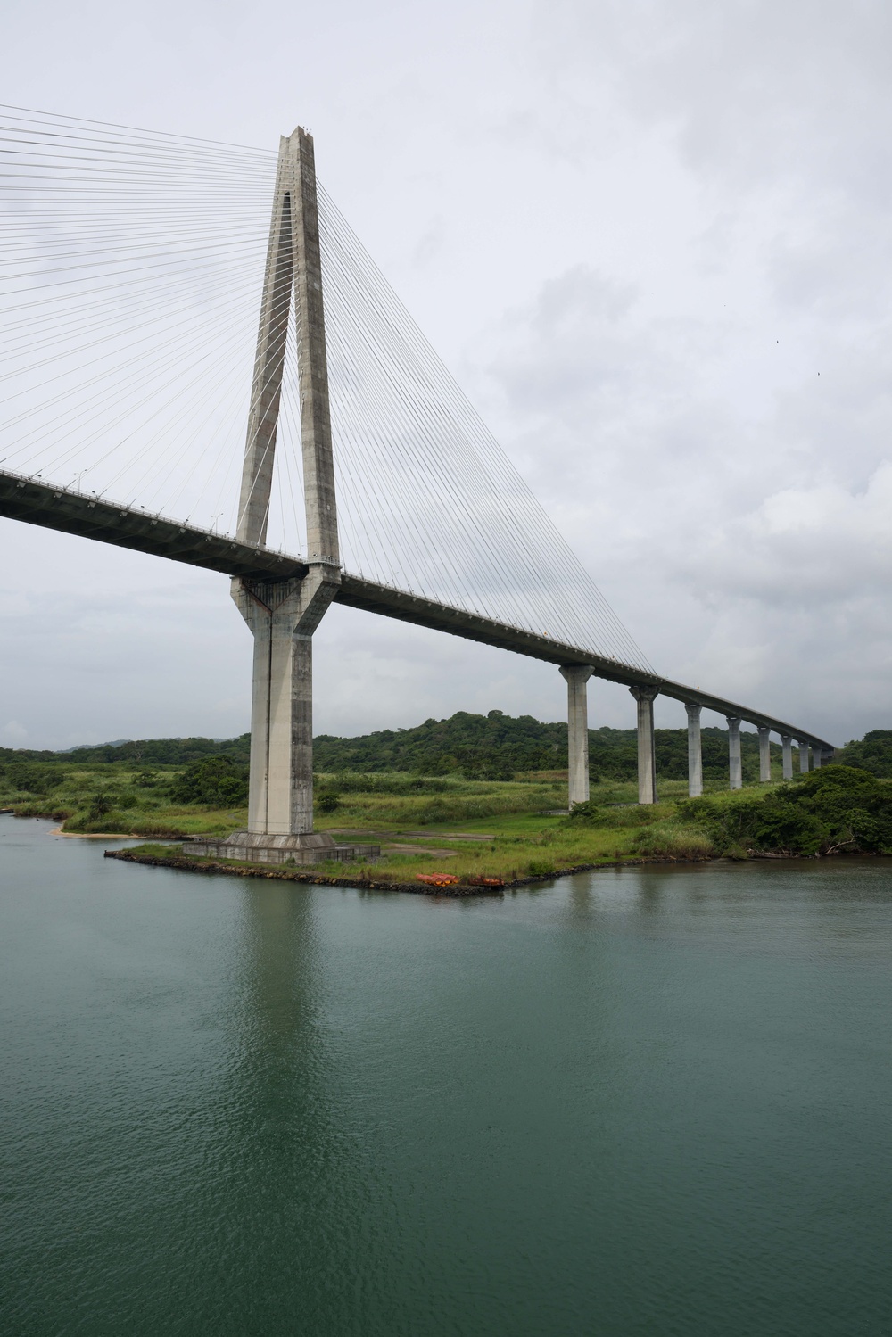 USNS Comfort Transits the Panama Canal