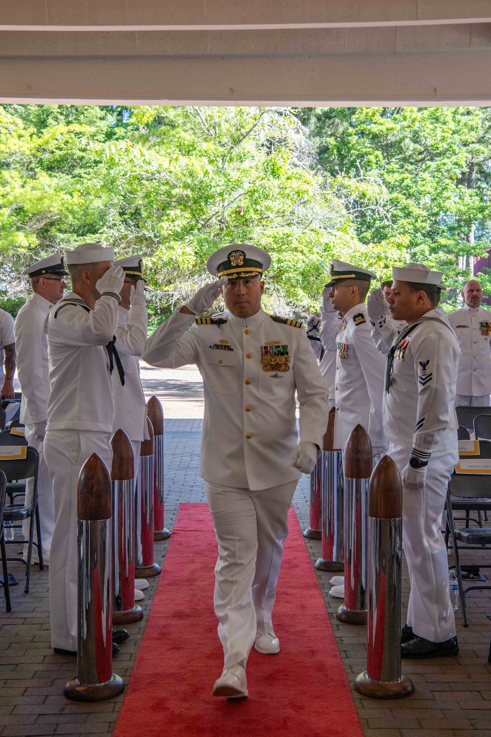 Cmdr. Lail Assumes Command of Submarine Readiness Squadron 31