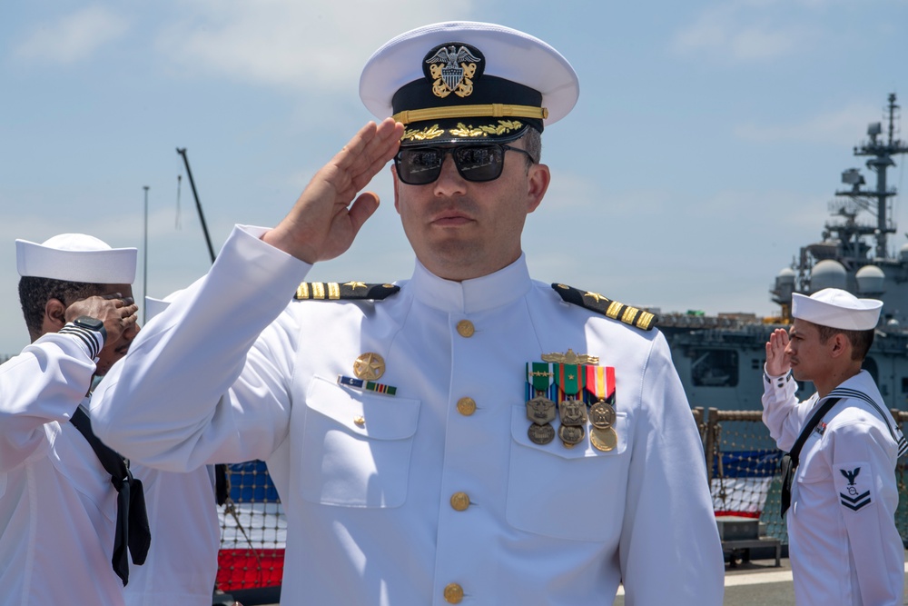 USS Pearl Harbor Changes Command