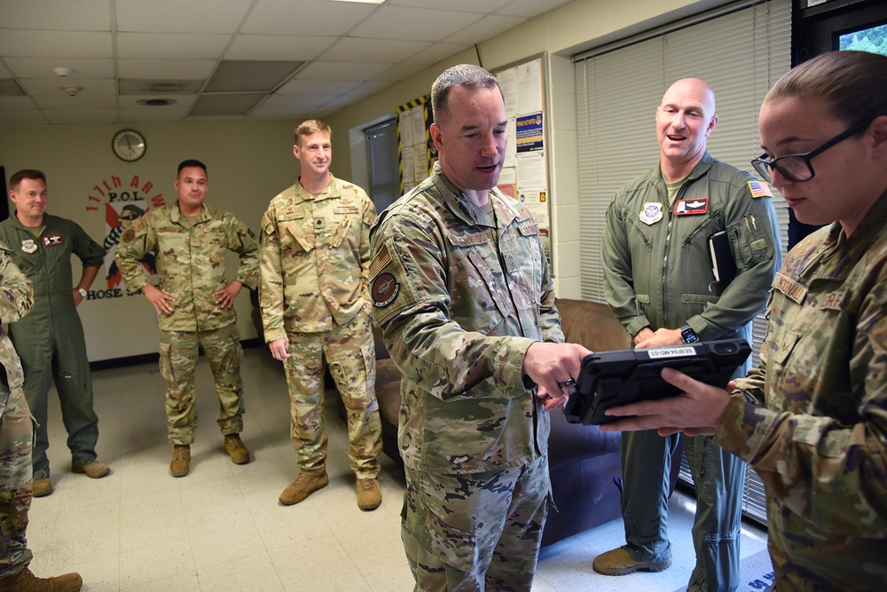Birmingham Air National Guard unit welcomes Sunshine State visitors