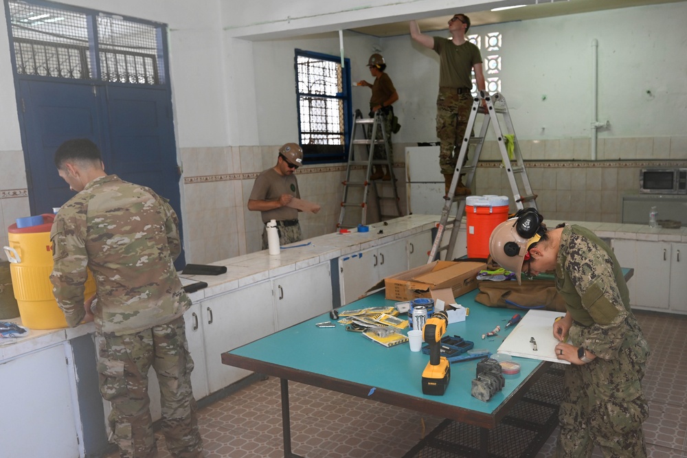 U.S. Seabees unite in Panama for humanitarian engineering mission