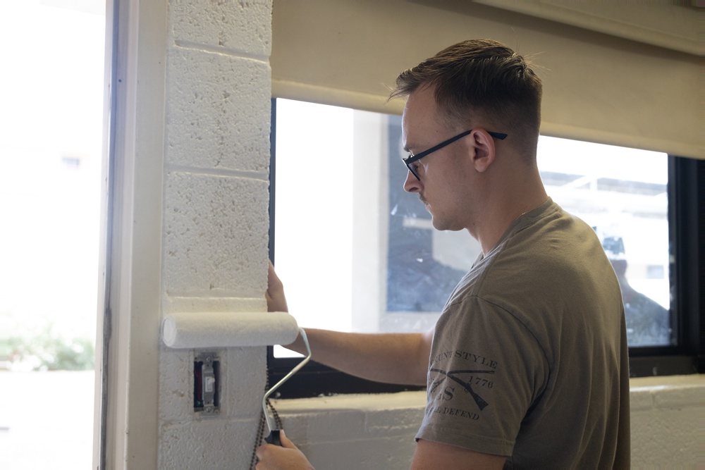 Yuma Marines repaint barracks