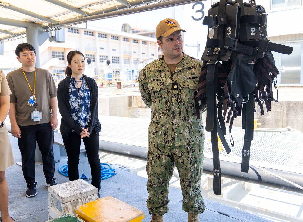 USNMRTC Japanese Fellows Visit to Waterfront Operations Department at SRF JRMC