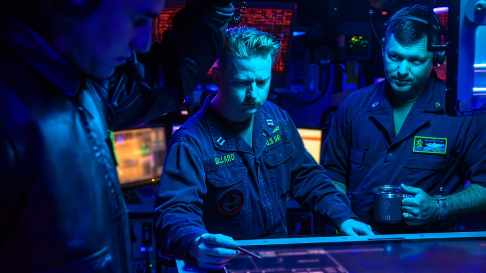 USS Benfold (DDG 65) conducts Anti-Submarine Warfare Exercise
