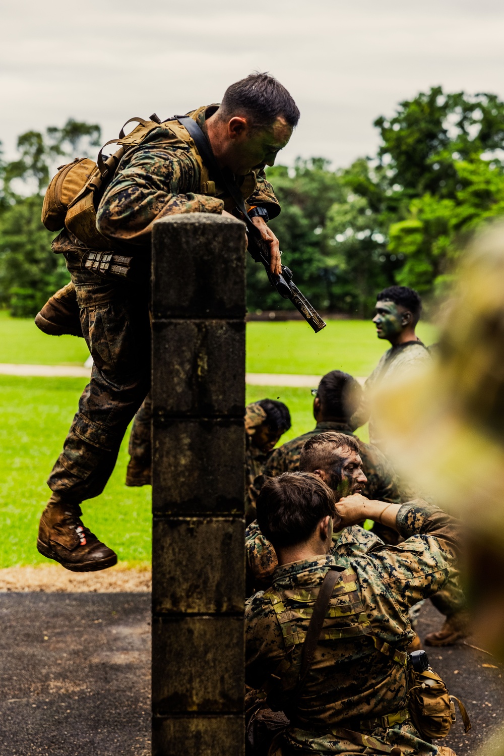 MRF-D 25.3: 3rd Bn., 11th Marines, participates in obstacle course