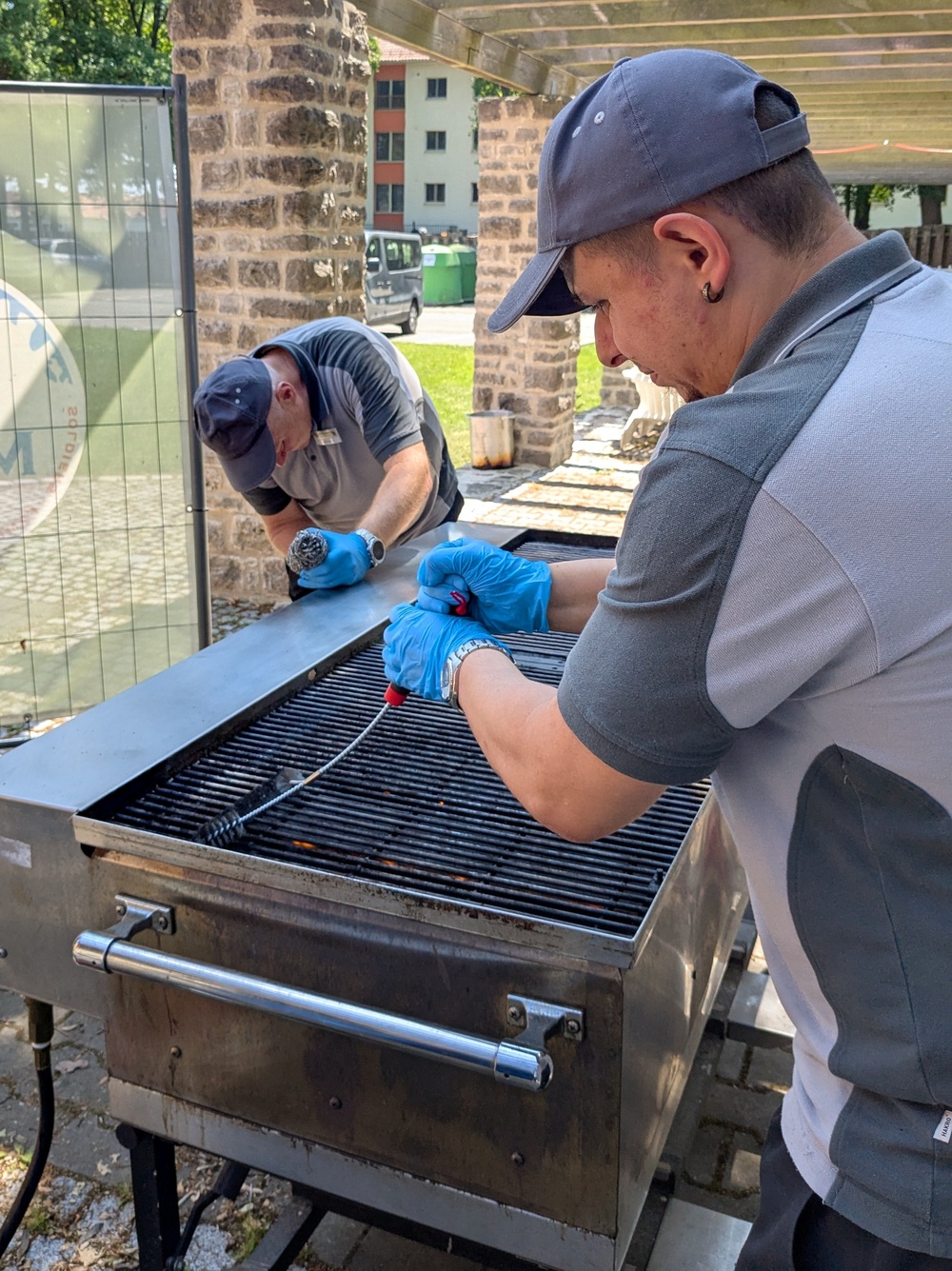 LRC Ansbach food service team brings ‘the shine’ to Wings of Victory Warrior Restaurant