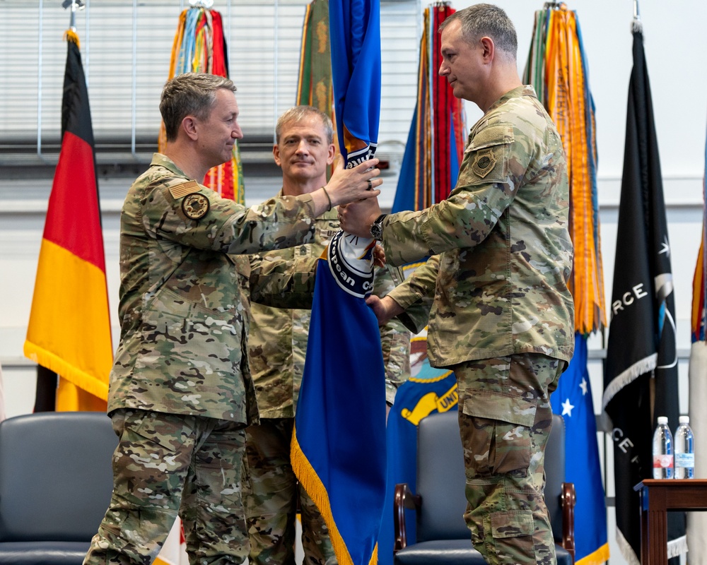 USEUCOM Welcomes New Commander in Stuttgart Ceremony