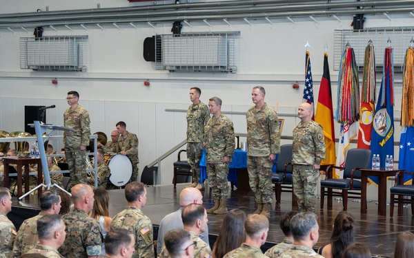 USEUCOM Welcomes New Commander in Stuttgart Ceremony