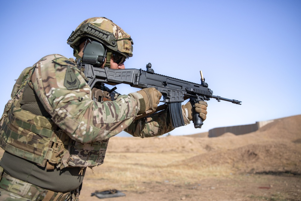 Coalition Members Conduct Weapons Training at Beneslawa Range