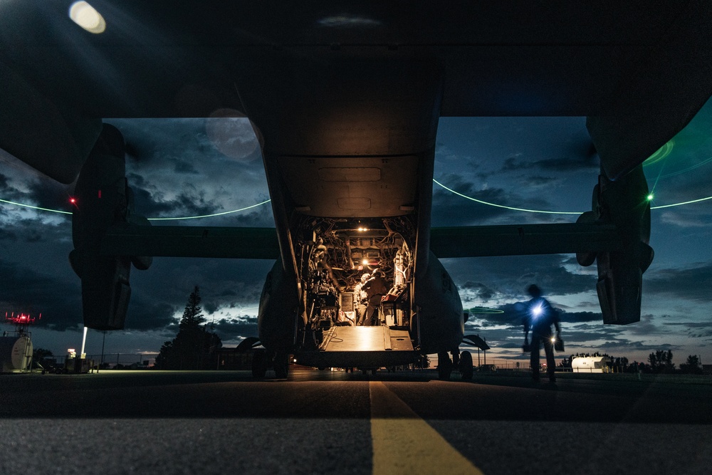 VMM-261 Conducts Live Fire Exercise and RVFs