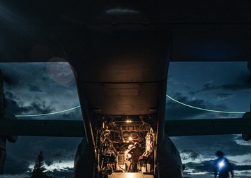 VMM-261 Conducts Live Fire Exercise and RVFs