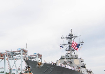 USS Donald Cook Arrives in Boston