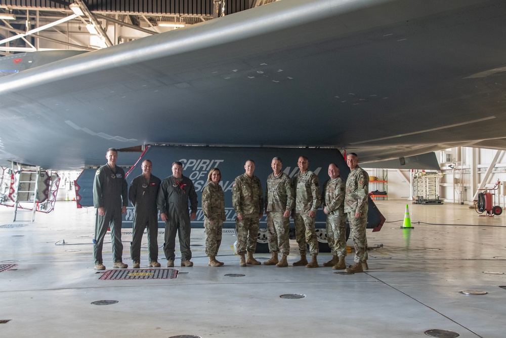 CNGB Nordhaus visits 131st Bomb Wing