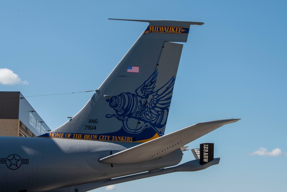 128th Air Refueling Wing Unveils Command Jet’s New Heritage Design