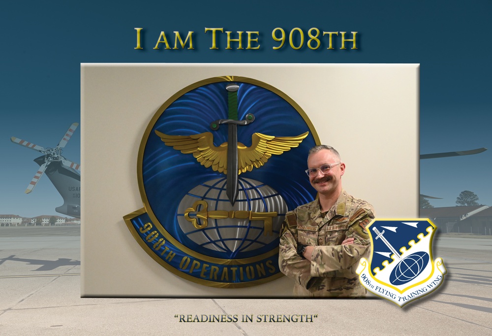 I am The 908th: Senior Master Sgt. Robert Kohlenberg