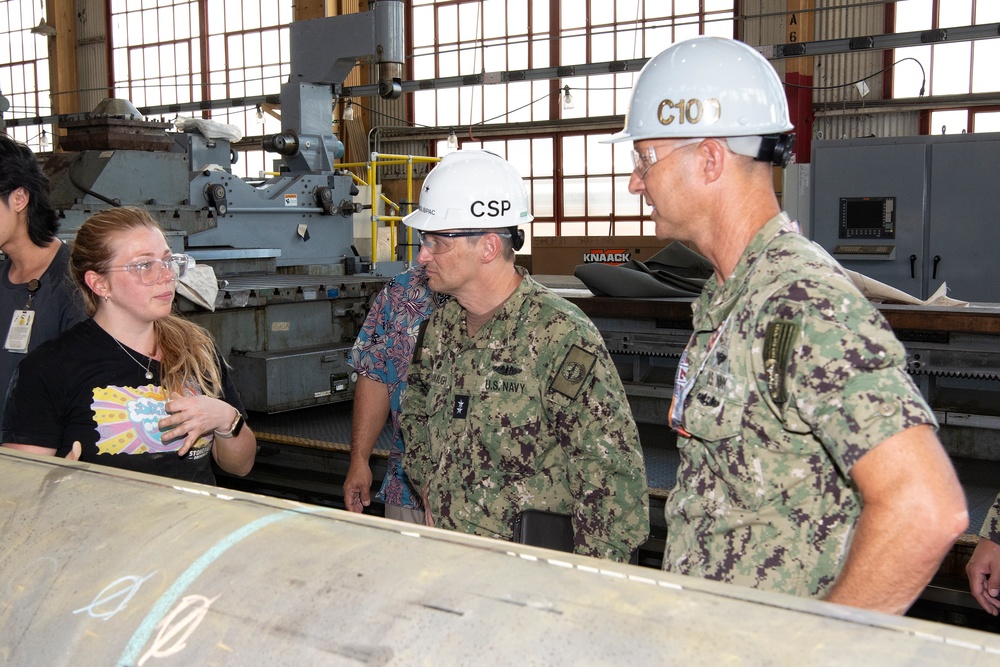 Commander, Submarine Force, U. S. Pacific Fleet Visit PHNSY