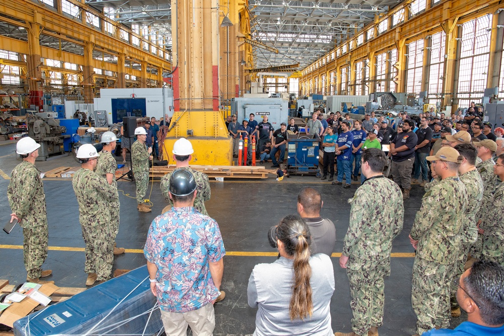 Commander, Submarine Force, U. S. Pacific Fleet Visit PHNSY