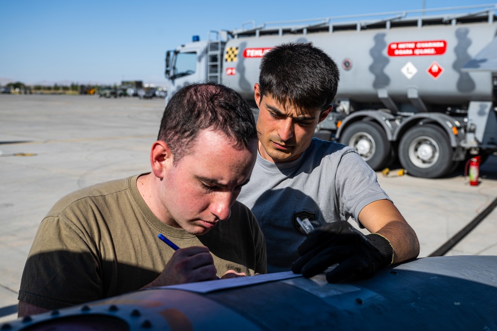 510th FGS recovers F-16s during AE 25