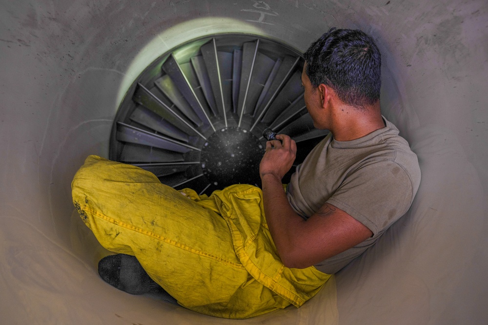 510th FGS recovers F-16s during AE 25