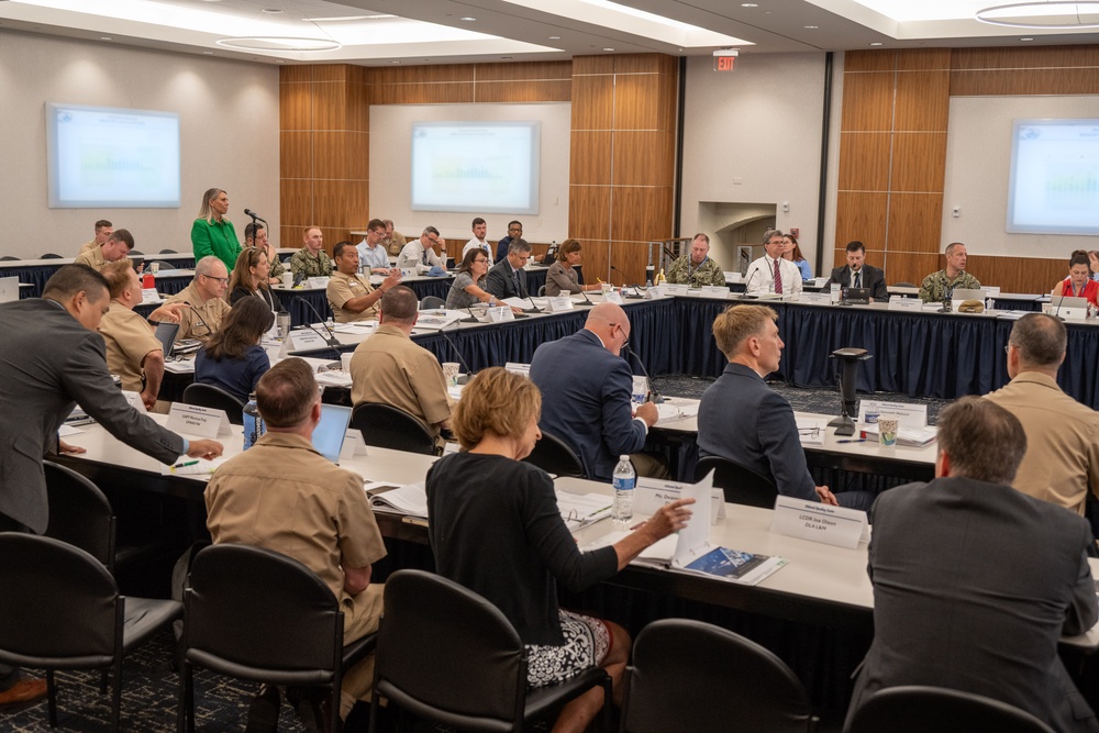 NAVSUP hosts Submarine and Surface Material Summit