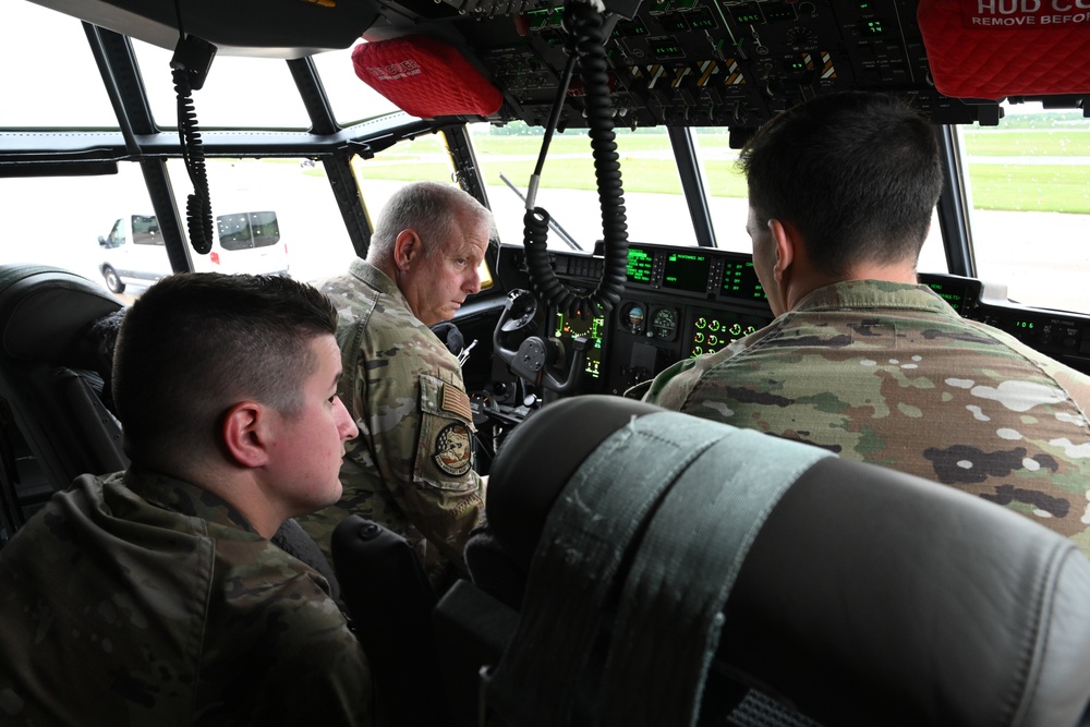 Little Rock brings C-130J training to Youngstown