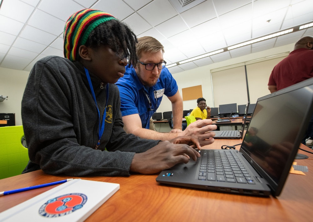 NIWC Atlantic Hosts Annual Palmetto Cybersecurity Summer Camp