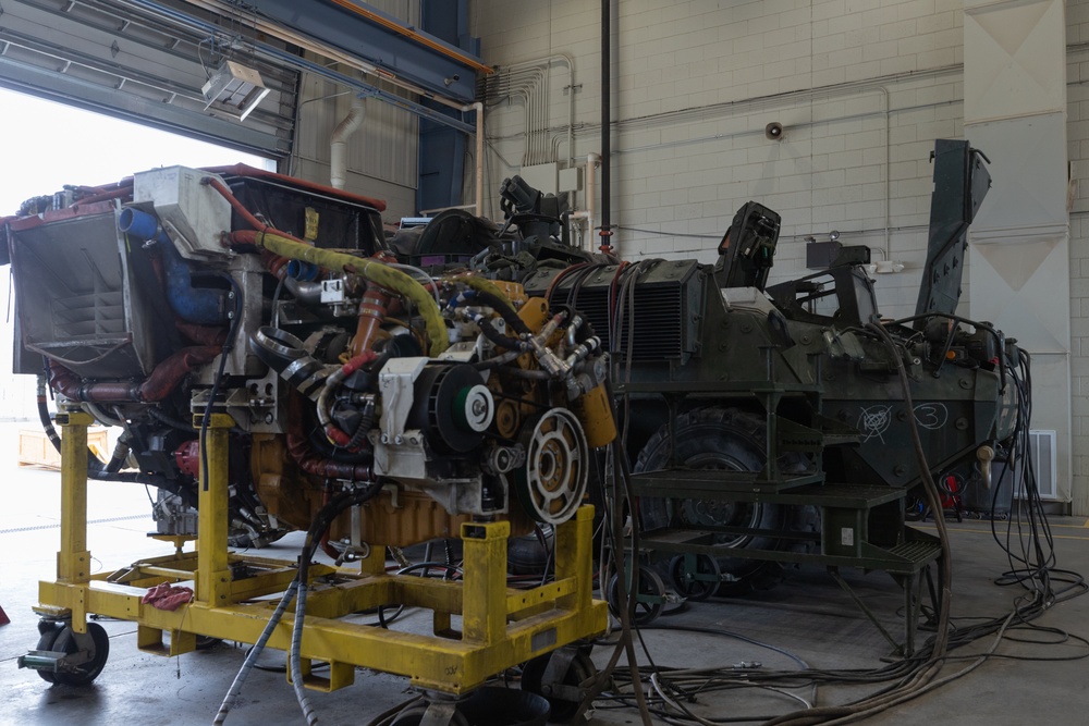U.S. Soldiers conduct Stryker armored vehicle maintenance to support southern border mission
