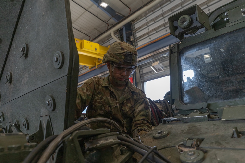 U.S. Soldiers conduct Stryker armored vehicle maintenance to support southern border mission