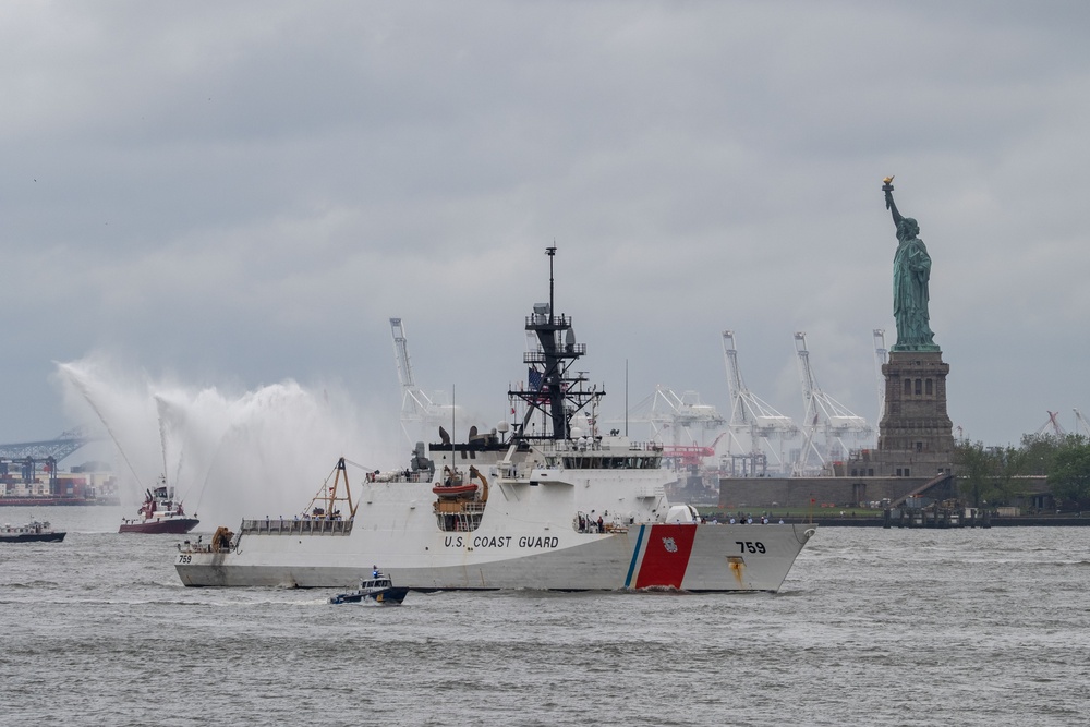 Fleet Week New York 2025 Kicks Off with Parade of Ships in New York Harbor