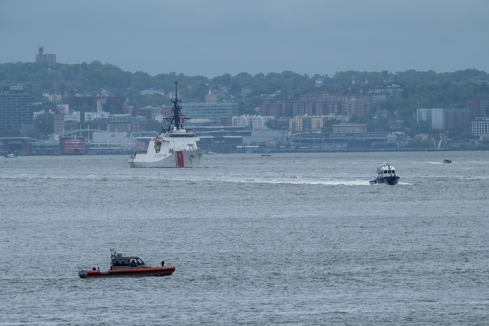 Fleet Week New York 2025 Kicks Off with Parade of Ships in New York Harbor