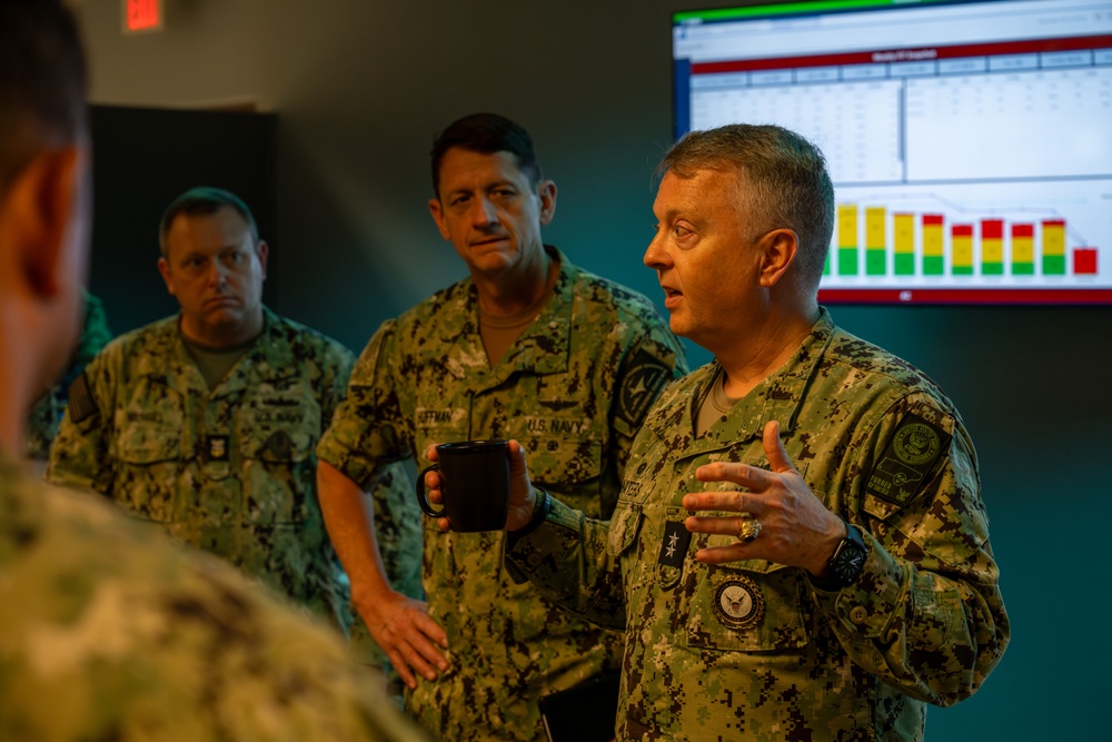 CNETC Visits CNRC