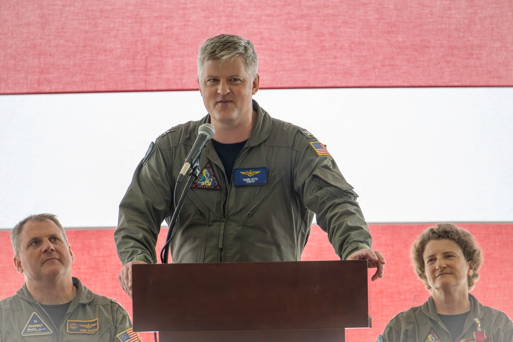 Kitts relieves Somerville as Commodore of Naval Test Wing Atlantic
