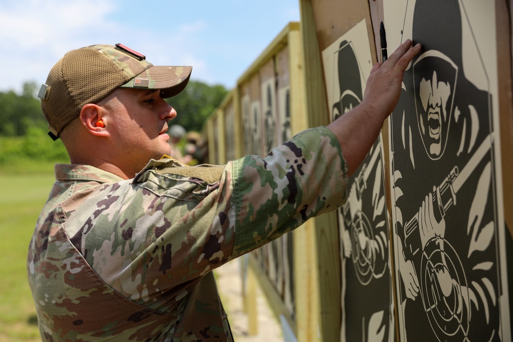 Tennessee National Guard Soldiers and Airmen Compete in the 2025 TAG Pistol Match
