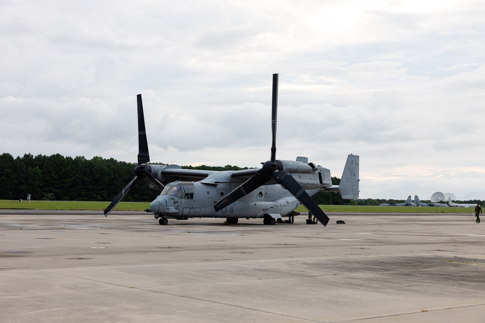 U.S. Marines with VMM-162 support anti-submarine warfare exercise