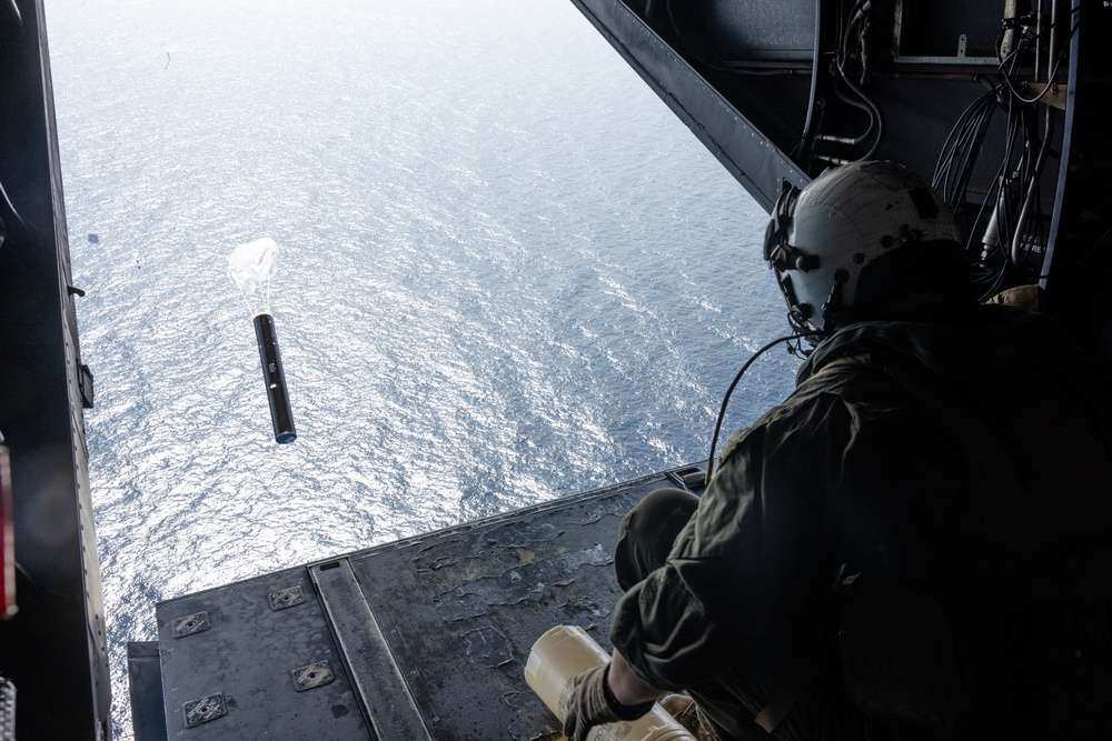 U.S. Marines with VMM-162 support anti-submarine warfare exercise
