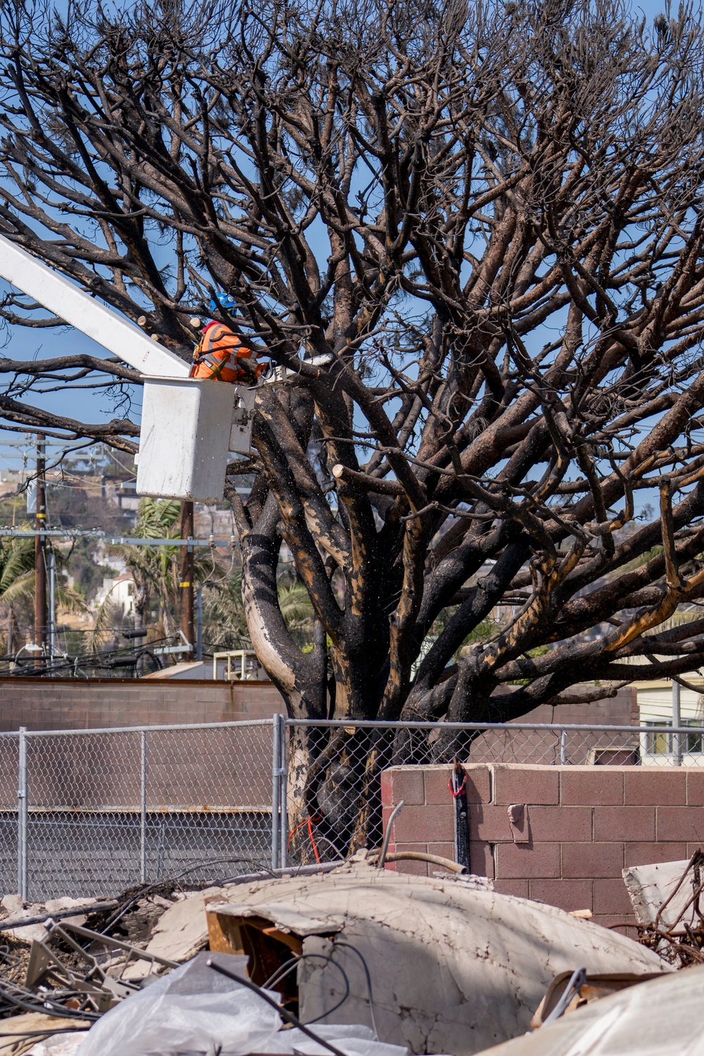 USACE supports wildfire debris removal mission in Southern California