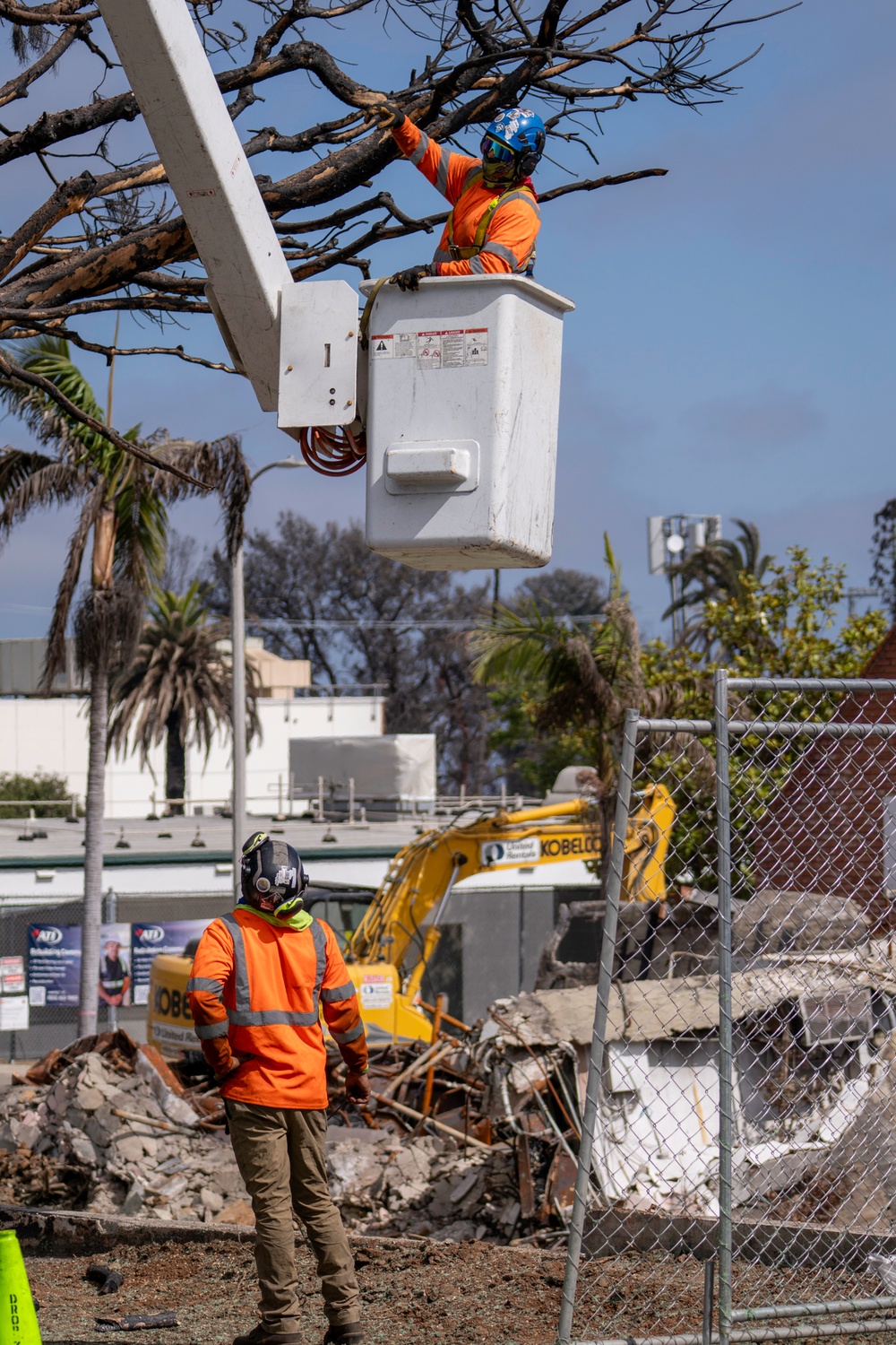 USACE supports wildfire debris removal mission in Southern California