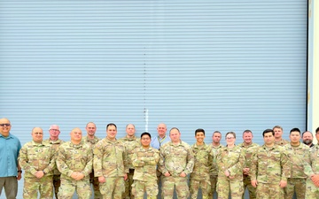 Washington Cyber professional partner with industry civilians during Cyber Shield 2025