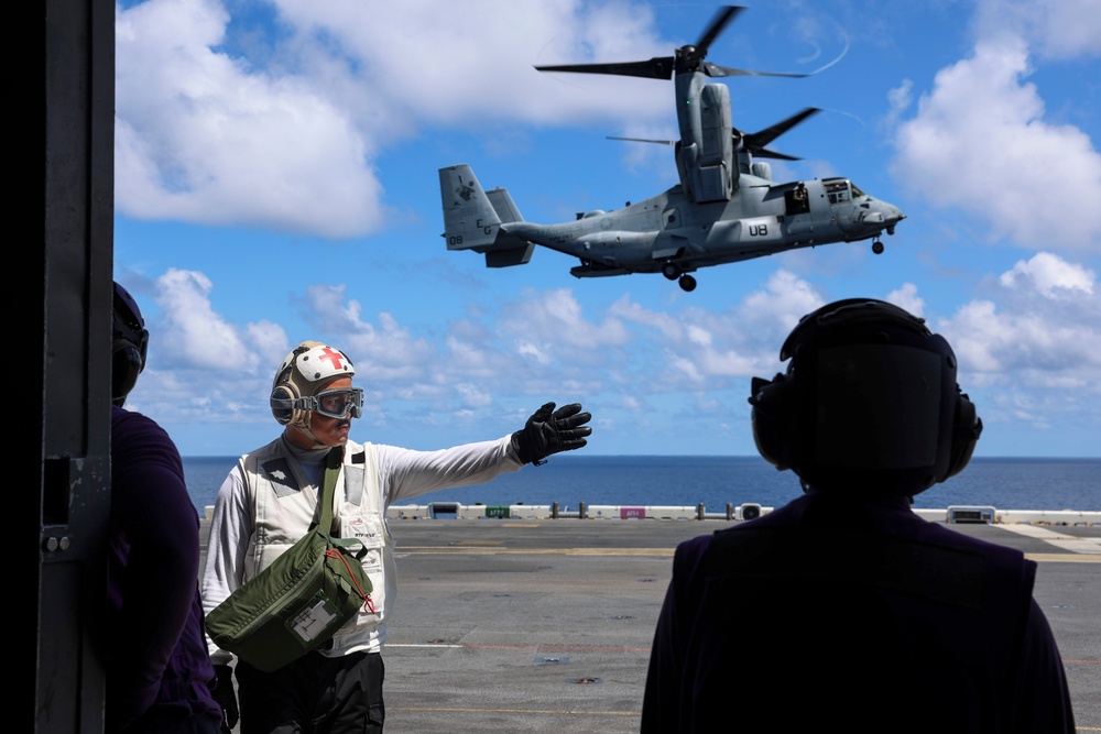 USS Iwo Jima Conducts Medical Excercise