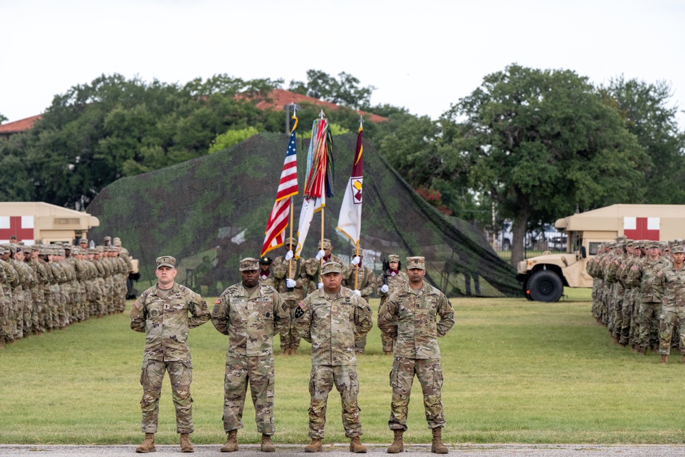 32nd Medical Brigade welcomes new command team
