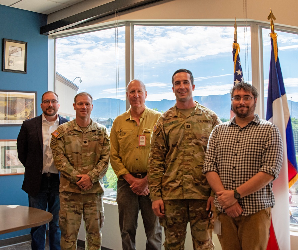 USACE-Albuquerque District and the Regina, N.M., Mutual Domestic Water Consumers Association sign environmental infrastructure agreement