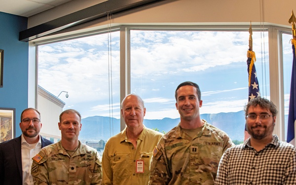 USACE-Albuquerque District and the Regina, N.M., Mutual Domestic Water Consumers Association sign environmental infrastructure agreement