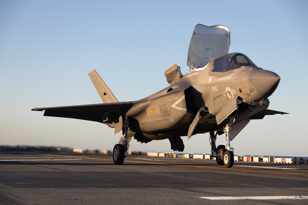 31st MEU | The ‘Bats’ celebrate their 82nd Birthday